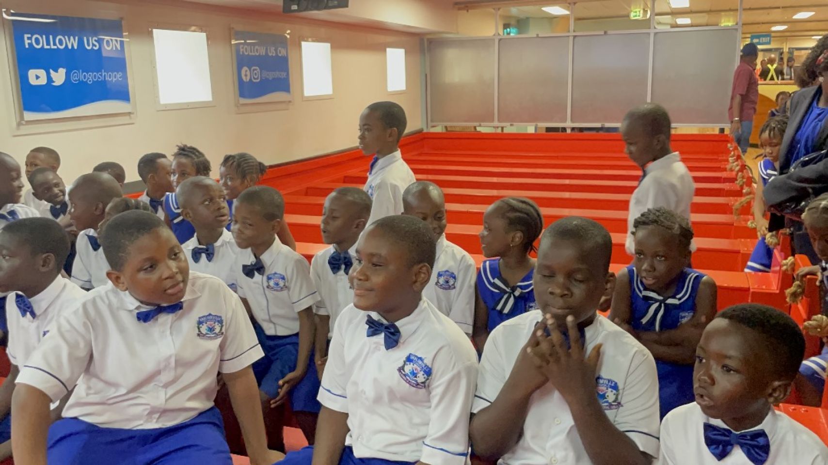 Pupils in the Logos ship